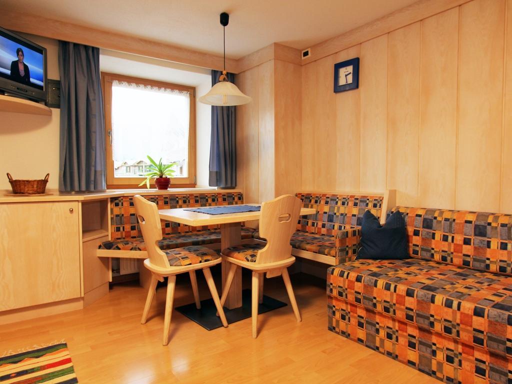 Villa Hilde San Cassiano  Room photo