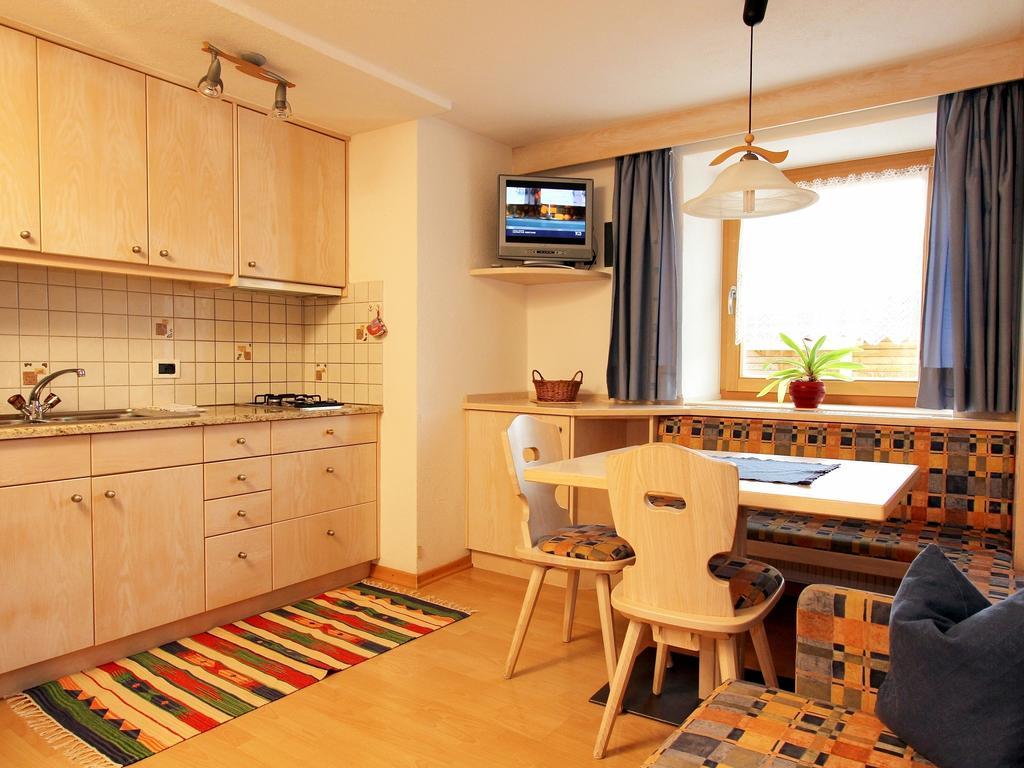Villa Hilde San Cassiano  Room photo