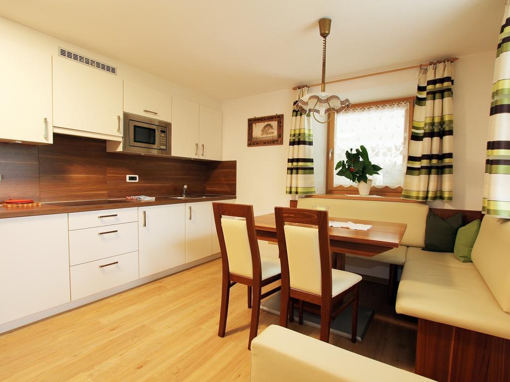 Villa Hilde San Cassiano  Room photo
